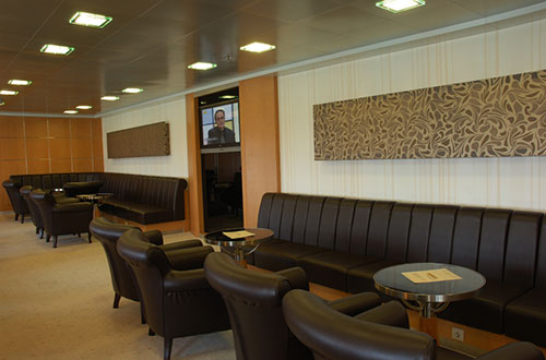 Business class Lounge