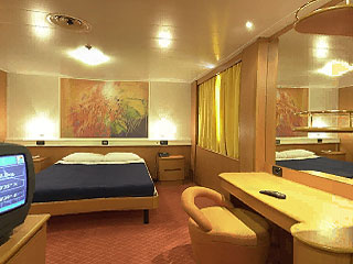Minoan Lines - HighSpeed ferries : Olympia Palace, Europa Palace, Knossos Palace,  Festos Palace < < Lux Cabin Double Bed > >
